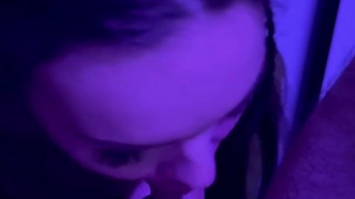 She loves my cock in her mouth.mp4